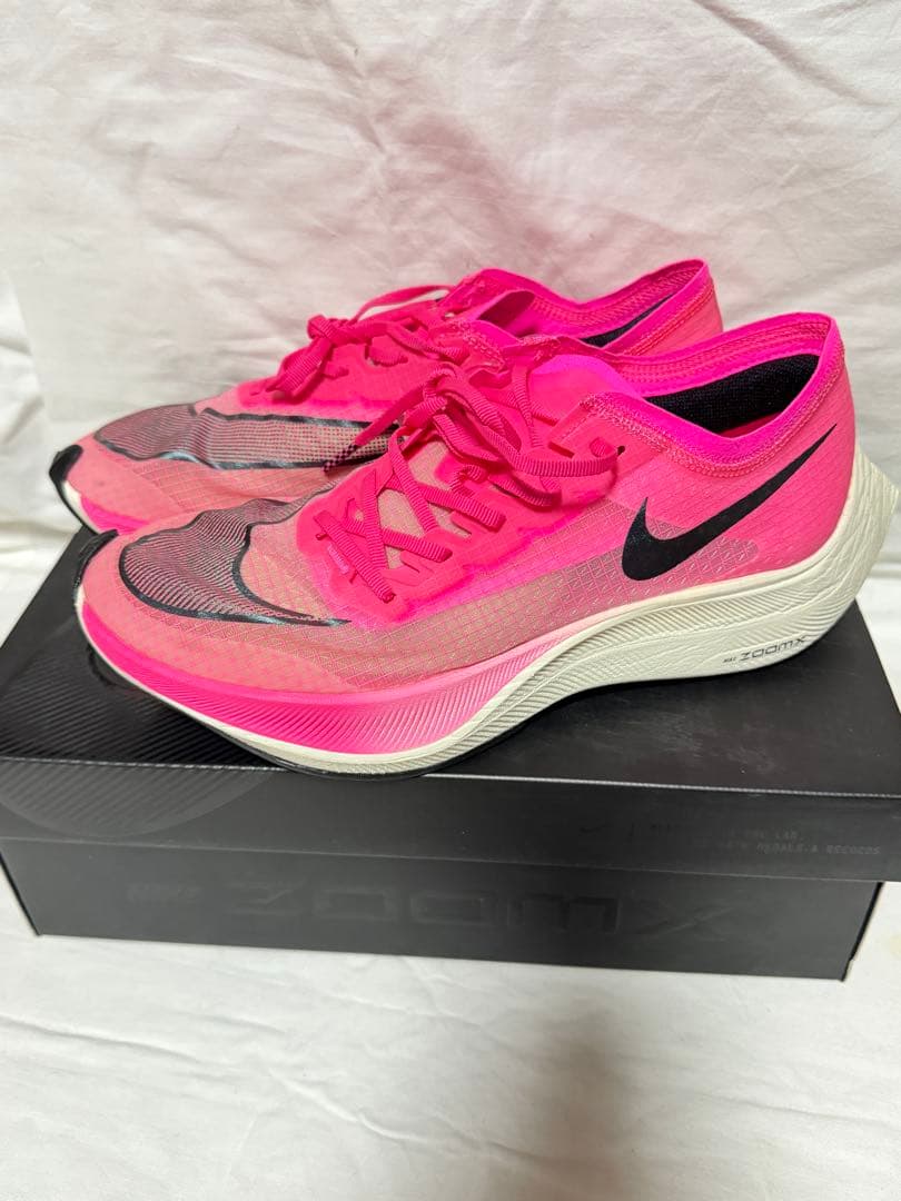 NIKE Zoomx Vaporfly Next % 新品未使用 27.0cm