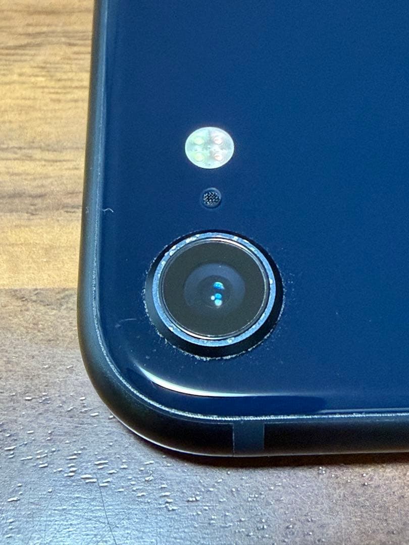 iPhone SE (第３世代) 64GB SIMフリー バッテリー100%