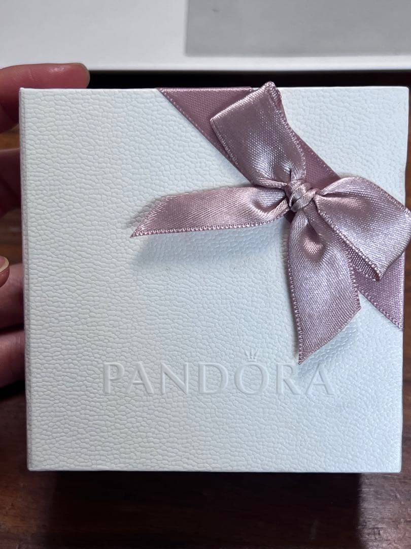 パンドラ（PANDORA）グリーン ラディアント ハート チャーム