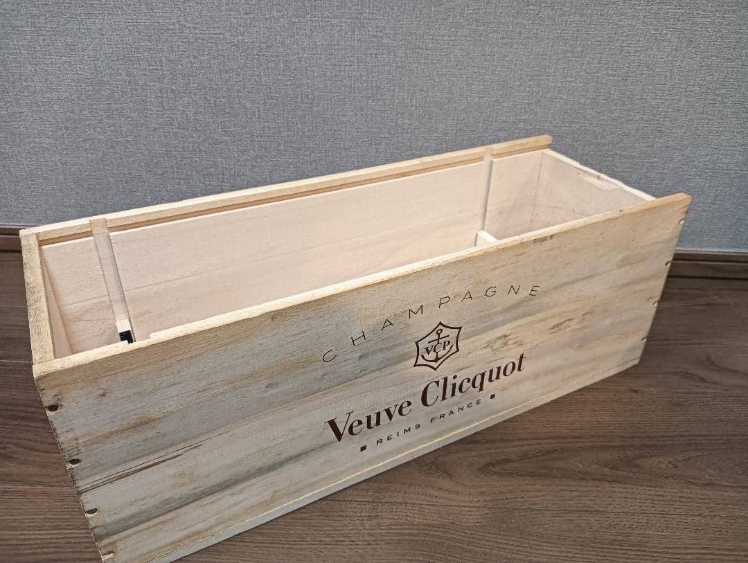 【未開封】Veuve Clicquot Brut 木箱入り　（3000ml）