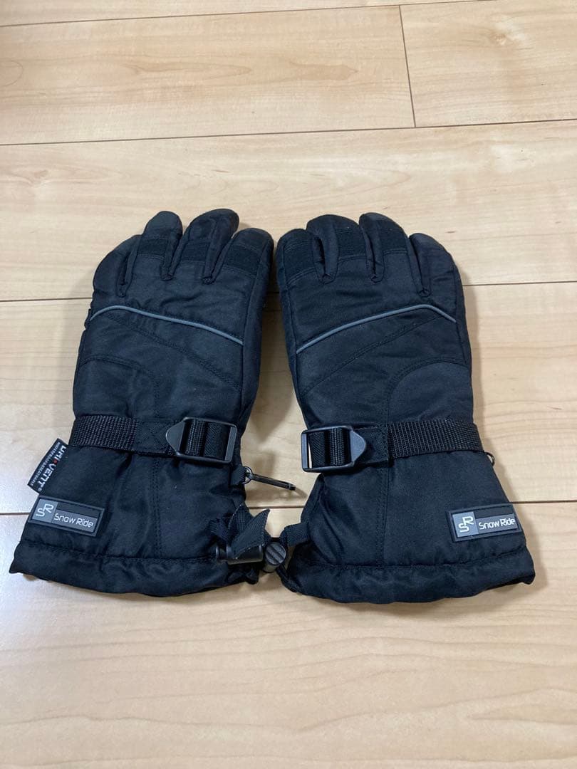 ［値下げ］【一式】男性用スノーボードウェア（ウェア・パンツ・手袋・ゴーグル他）