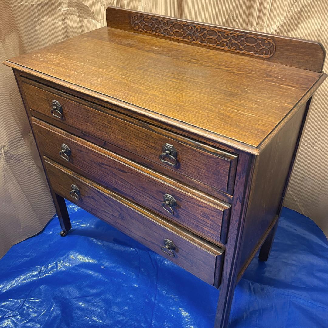 アンティーク家具　オーク材3段チェスト　made in England 1940