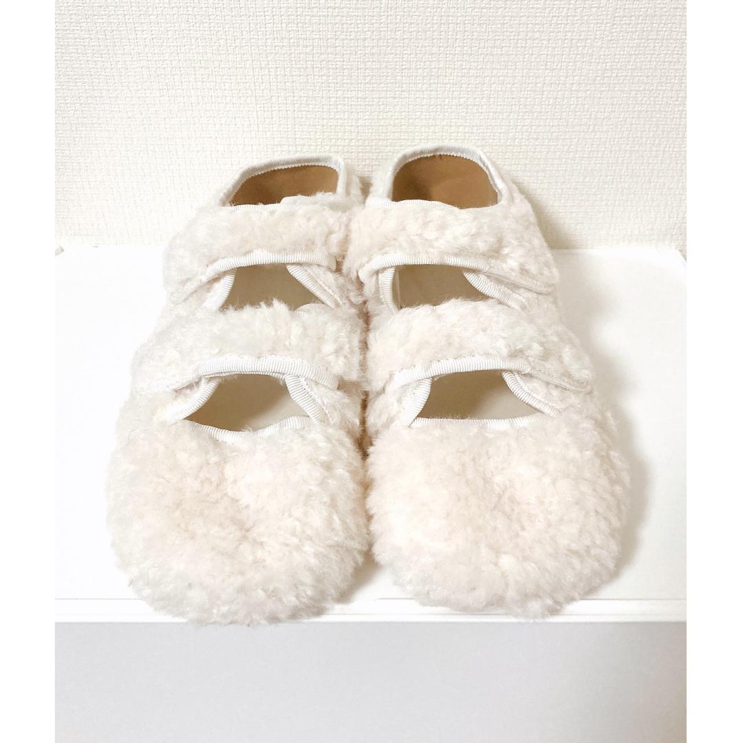 merry jenny 新品 ホワイト Mサイズ フェイクファーベルクロシューズ