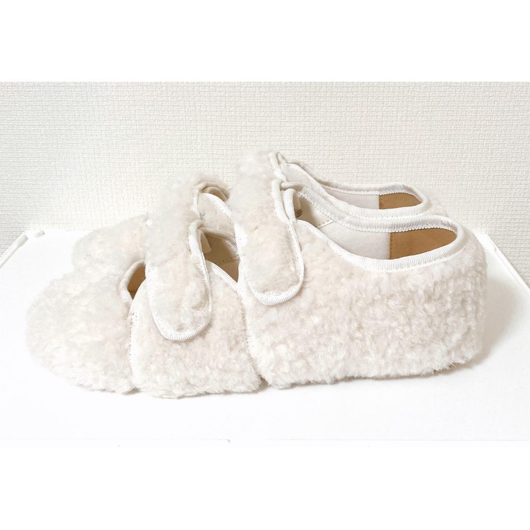 merry jenny 新品 ホワイト Mサイズ フェイクファーベルクロシューズ