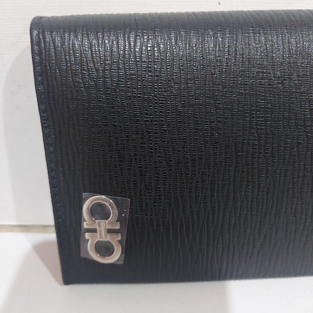 ☆新品未使用2025年秋☆Ferragamo 二つ折り財布 ダブルガンチーニ