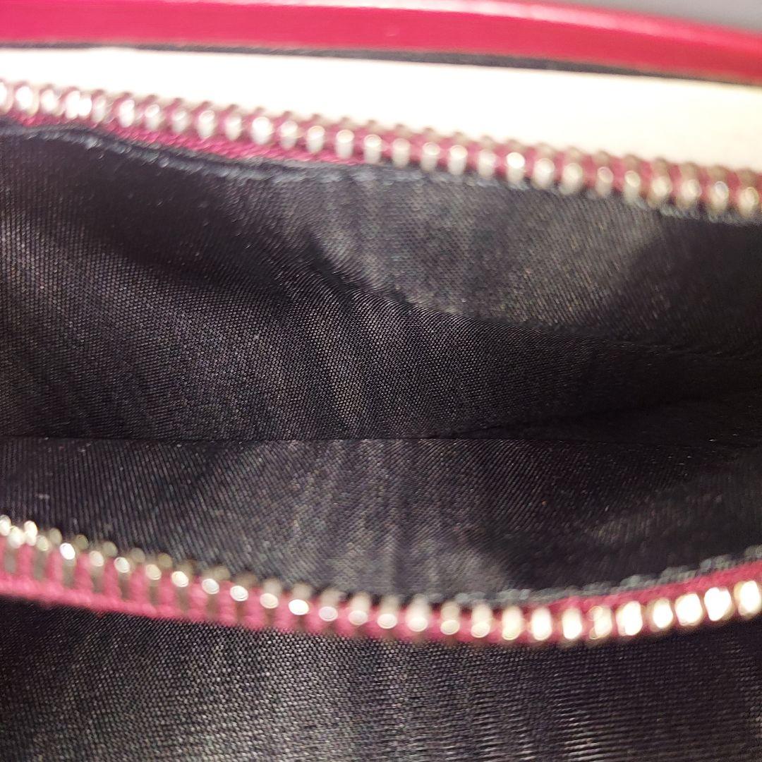 ☆新品未使用2025年秋☆Ferragamo 二つ折り財布 ダブルガンチーニ