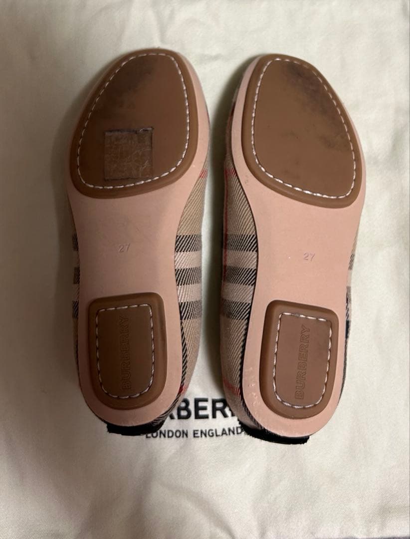 バーバリーキッズシューズ　美品です　27（17.5〜18.0）