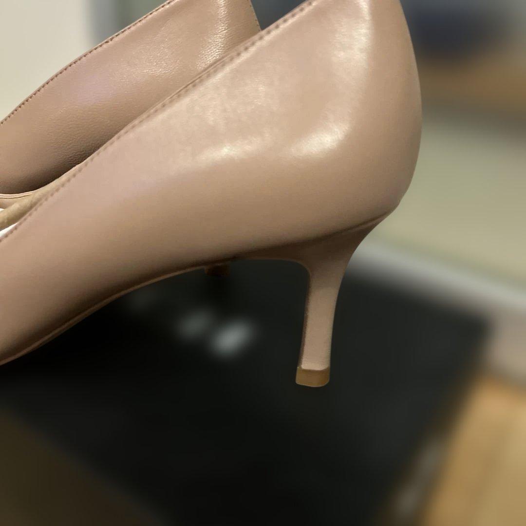 【新品未使用　箱つき】COACH パンプス ベージュ　本革