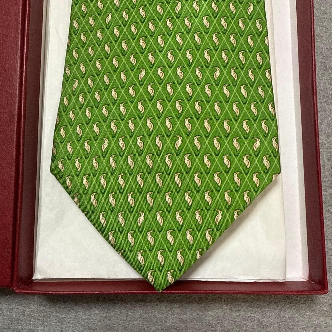 極美品　サルバトーレフェラガモ　ネクタイ　まとめて二本