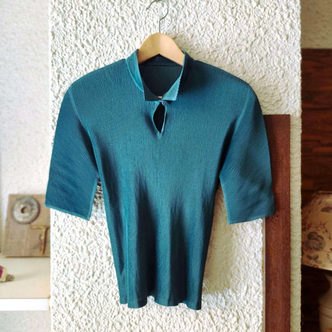 か*や様 レディース3 プリーツプリーズ イッセイミヤケ 半袖スキッパーシャツ