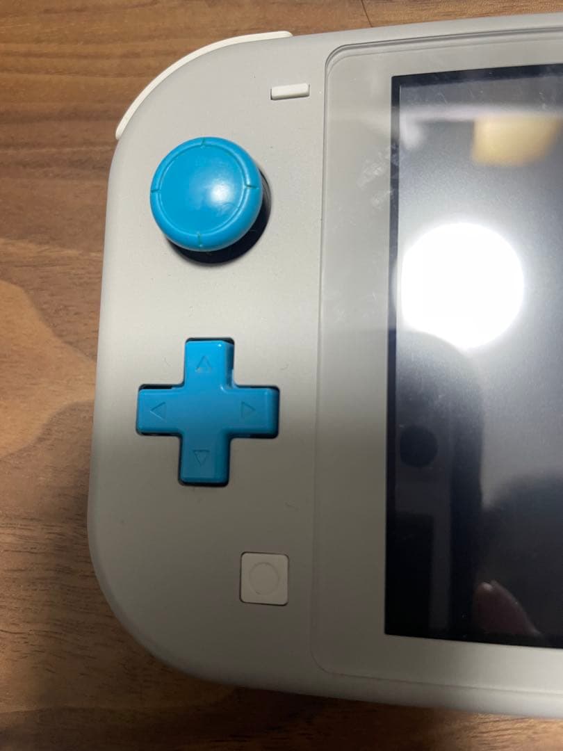 Nintendo Switch Lite ポケモンデザイン　ザシアン　ザマゼンタ