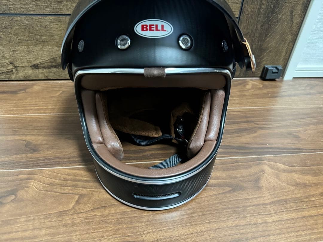 bell bullitt carbon ベル　ヘルメット　マットブラックカーボン