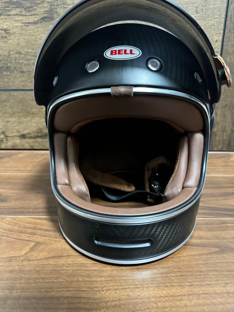 bell bullitt carbon ベル　ヘルメット　マットブラックカーボン