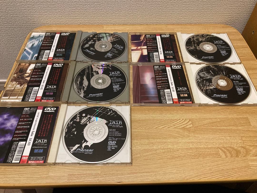 serial experiments lain dvd 全5巻