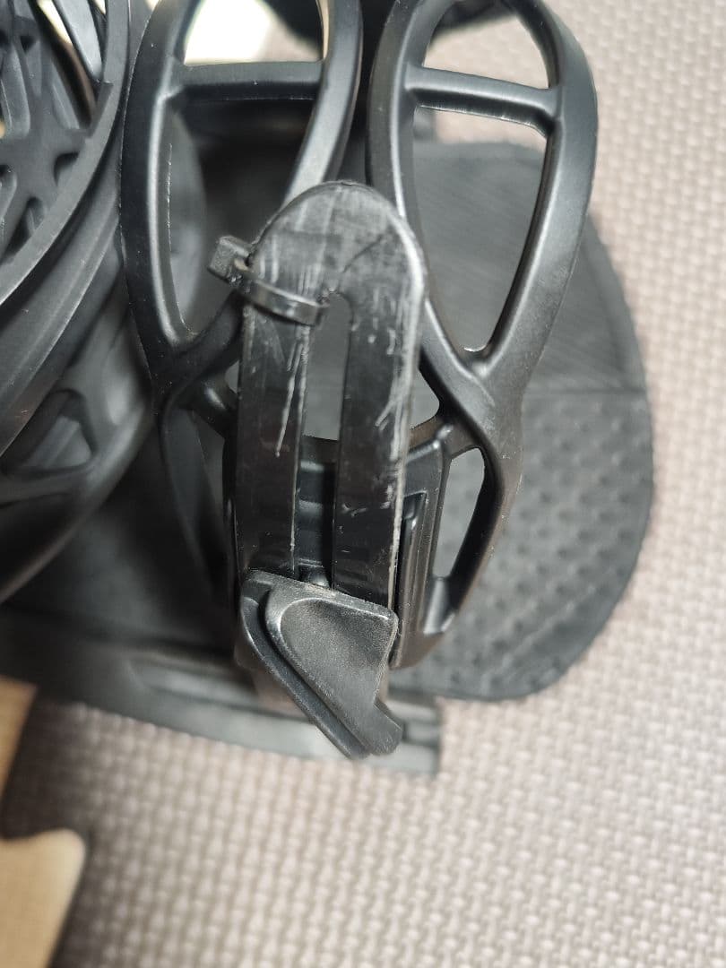 SALOMON Quantum ビンディング ブラック Mサイズ