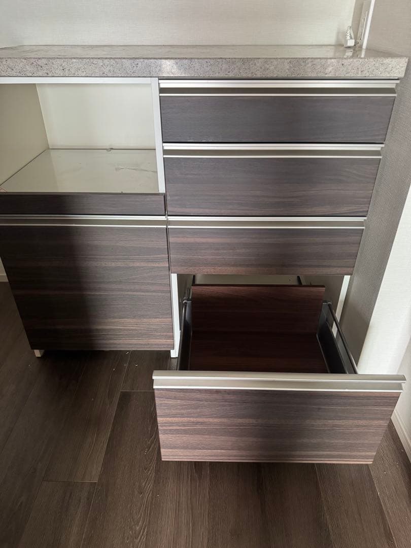 ロビンキッチンボード