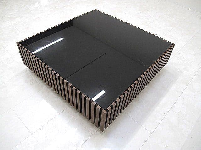 【展示品】アルモニア　ルーシー　ウォールナット無垢材センターテーブル