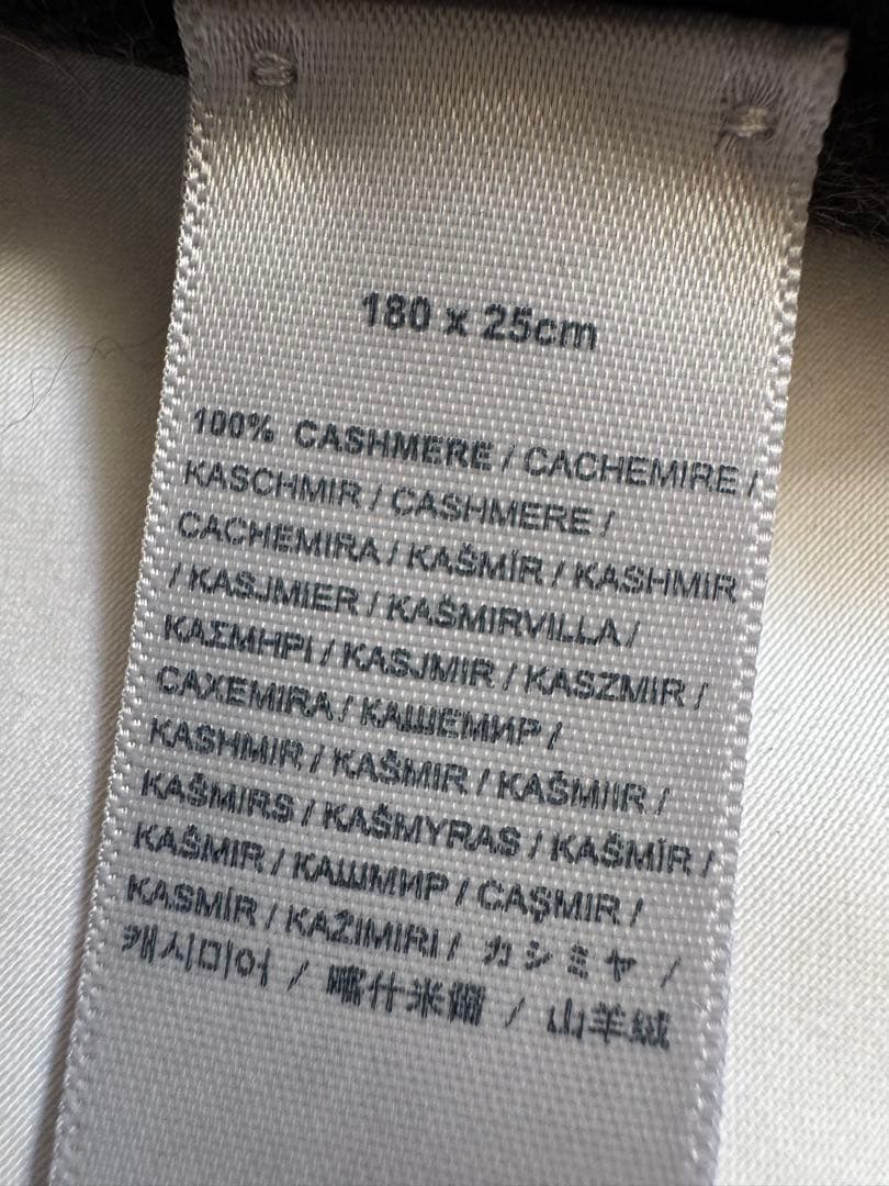 Johnstons of Elgin カシミヤマフラー グレー 180x25cm