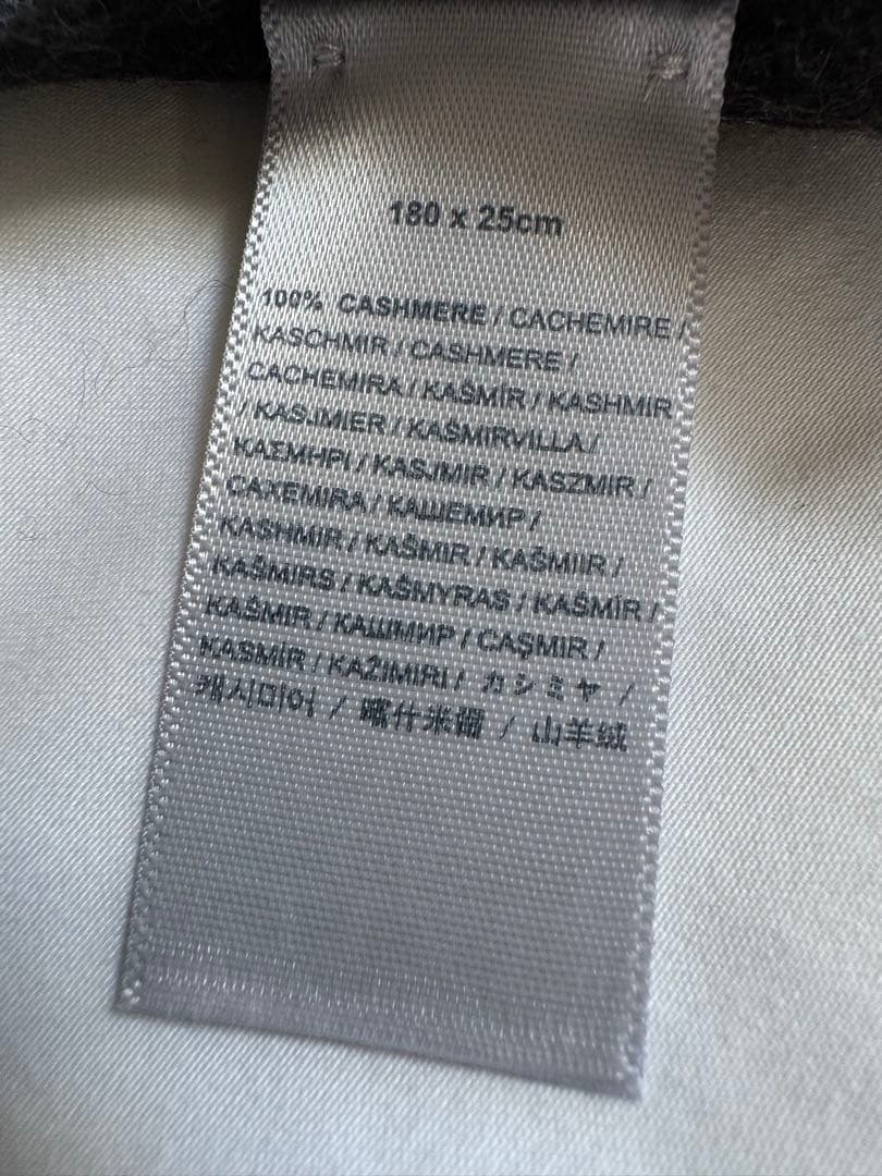 Johnstons of Elgin カシミヤマフラー グレー 180x25cm