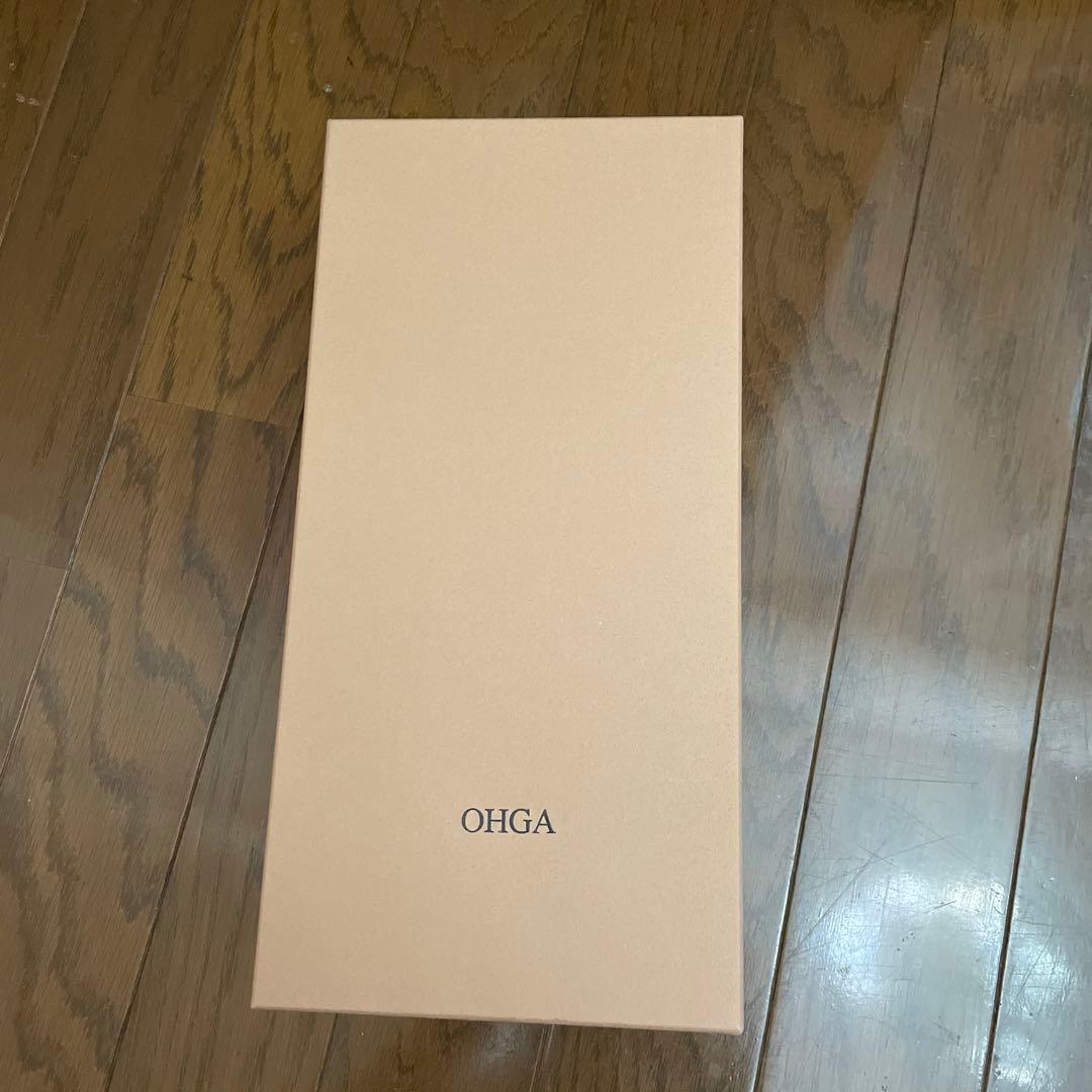 OHGA ビジュー付き黒ポインテッドトゥシューズ