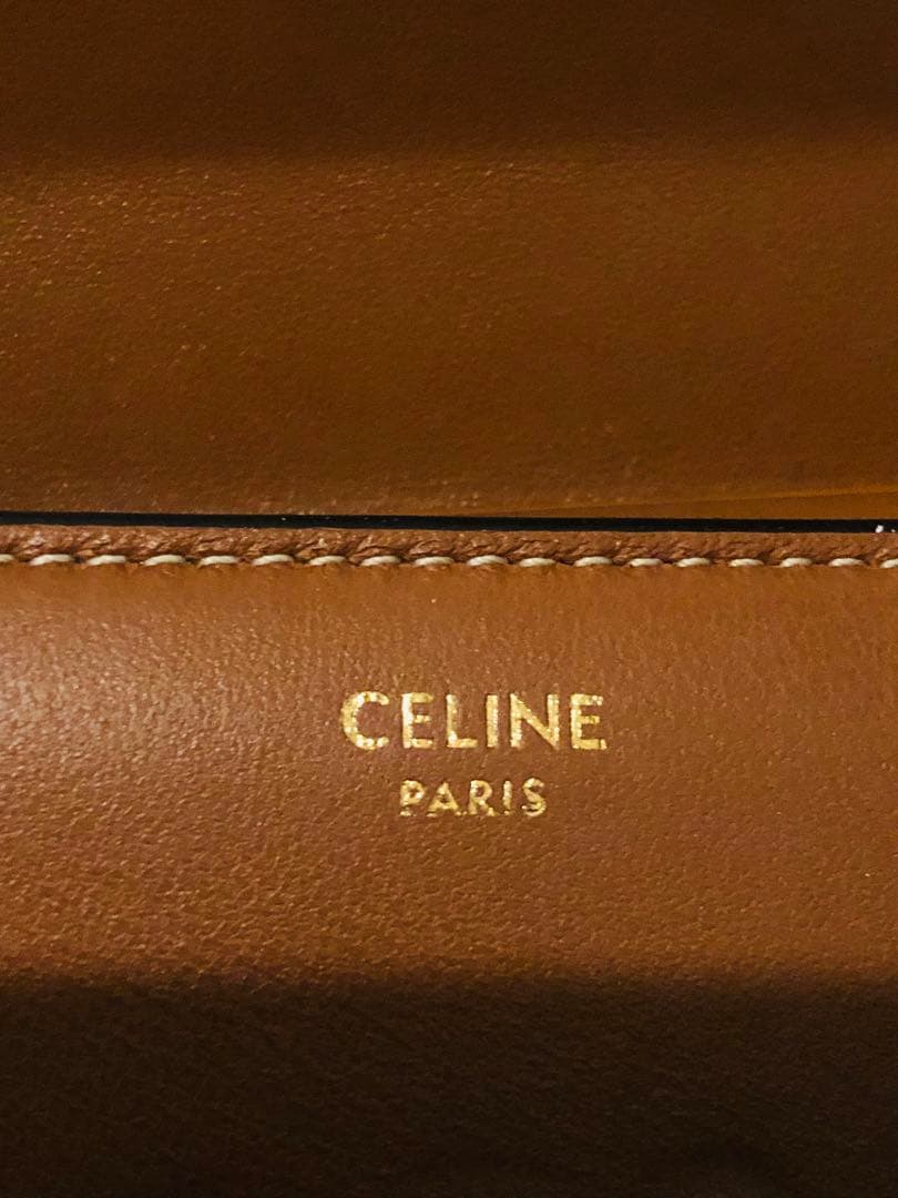 CELINE 三つ折り財布(美品)