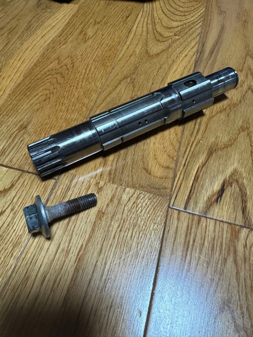 Z1000J ボルト付き前期型アウトプットシャフト