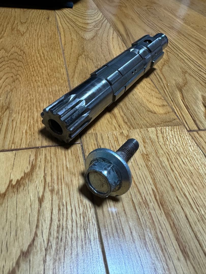 Z1000J ボルト付き前期型アウトプットシャフト