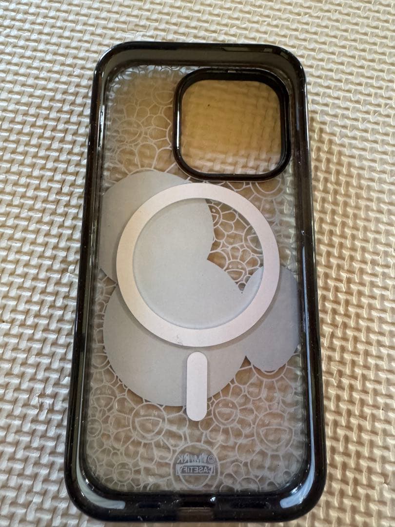 【美品】CASETiFY 村上隆　iphone15pro