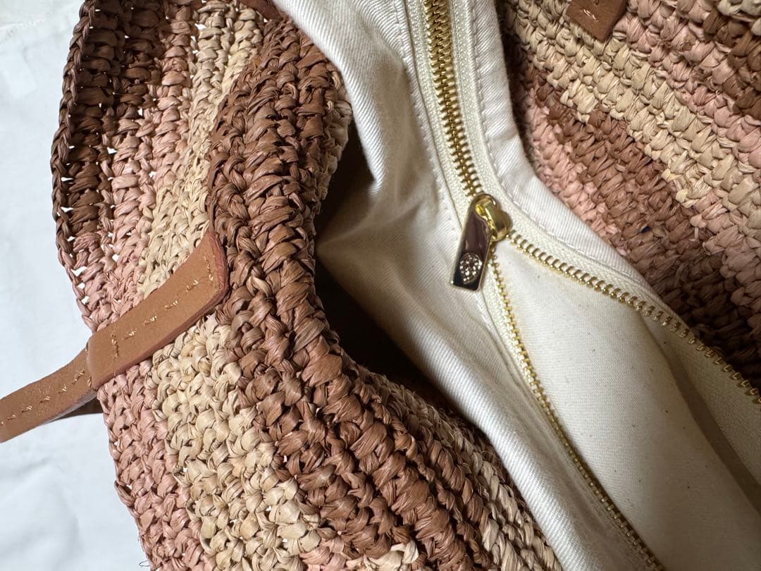 ヘレンカミンスキー　カゴバッグ