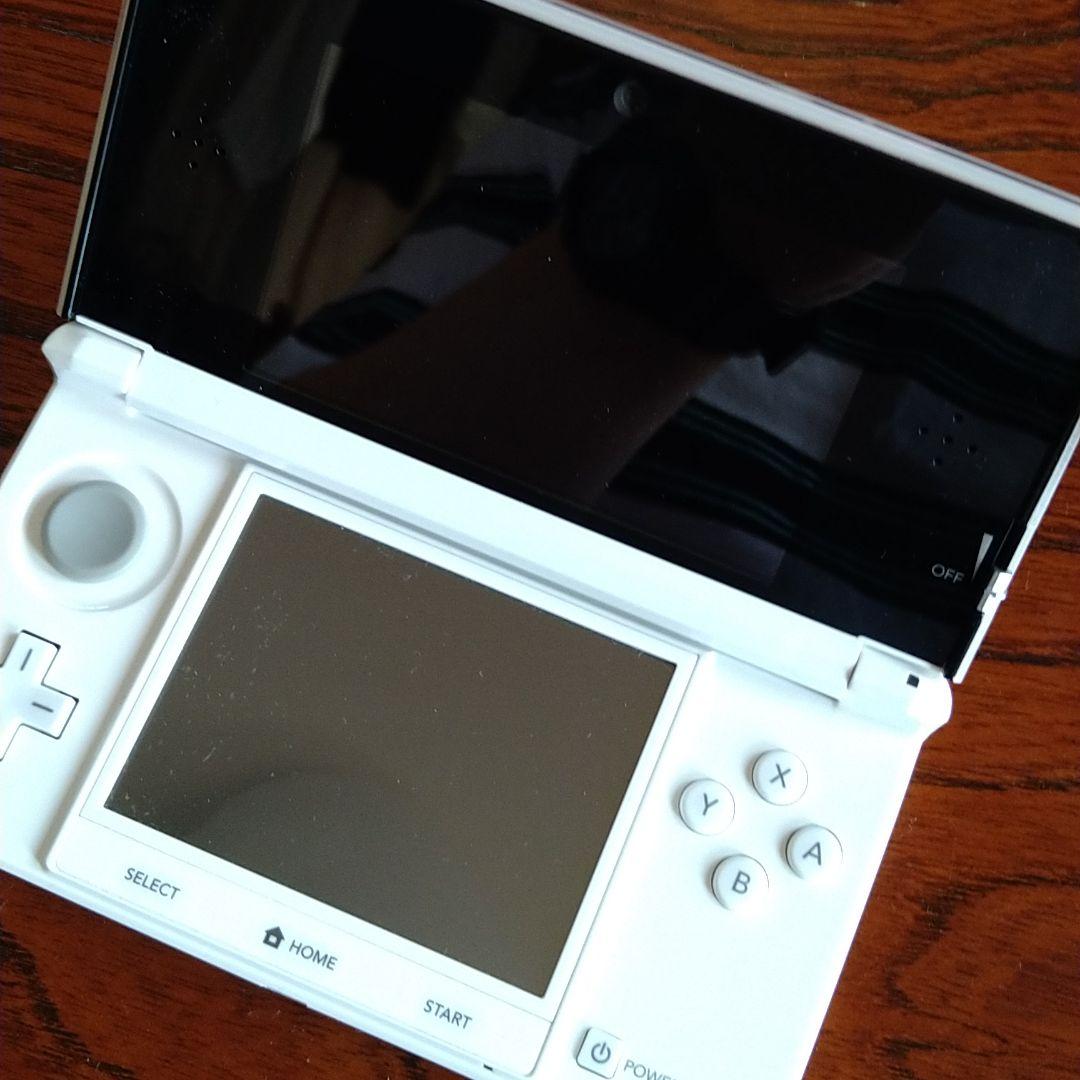 ニンテンドー3DS ピュアホワイト