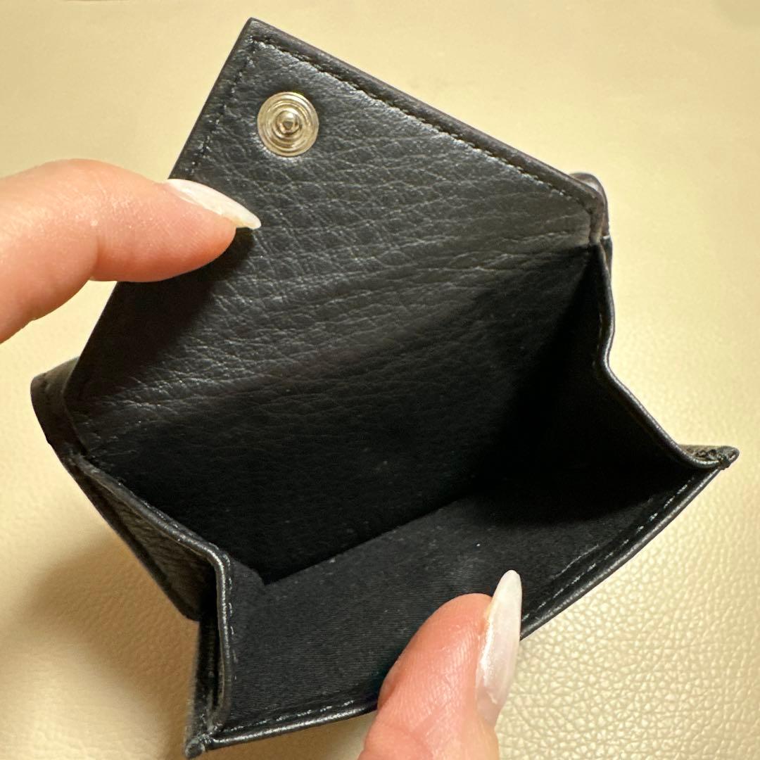 バレンシアガ　三つ折り財布