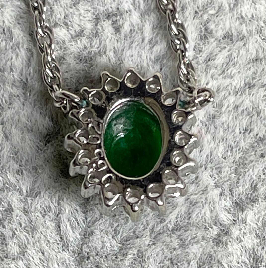 ◇Pt850◇翡翠？のプラチナネックレス◇一体型◇約5.25g◇刻印あり◇