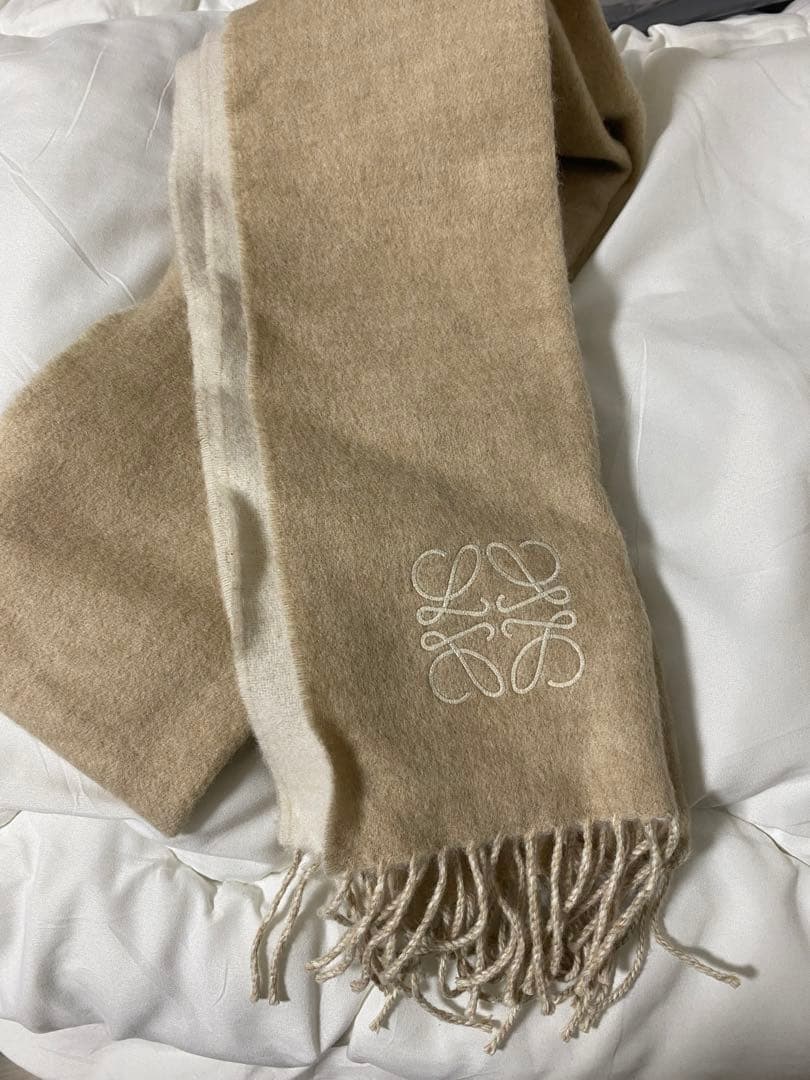 LOEWE バイカラー スカーフ（ウール&カシミヤ）