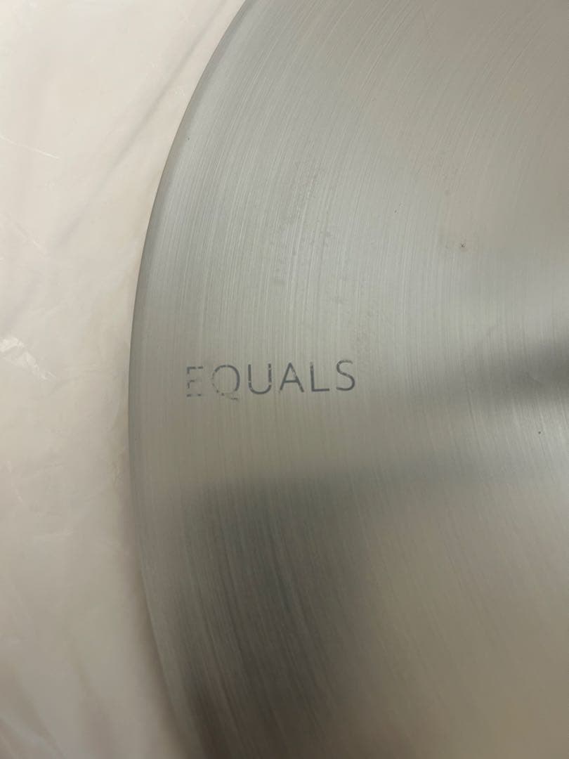 EQUALS anataRO テレビスタンド