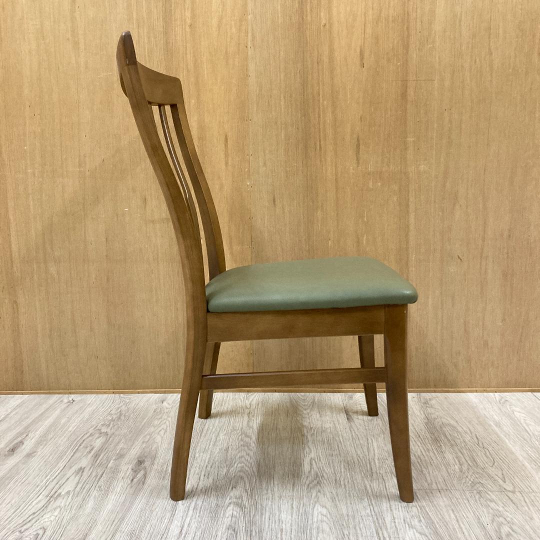 【カリモク】ダイニングチェア　椅子　食卓　A