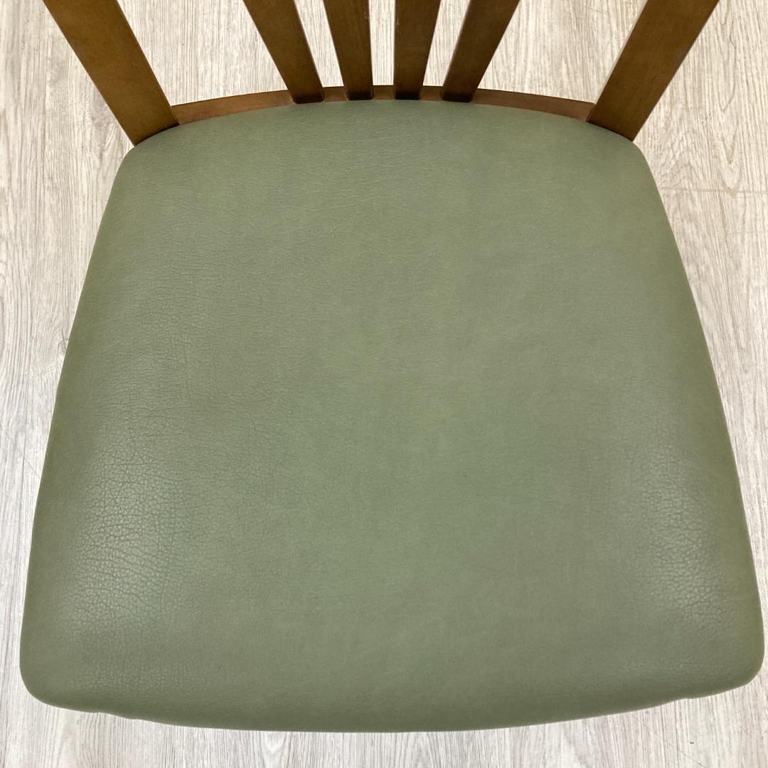 【カリモク】ダイニングチェア　椅子　食卓　A