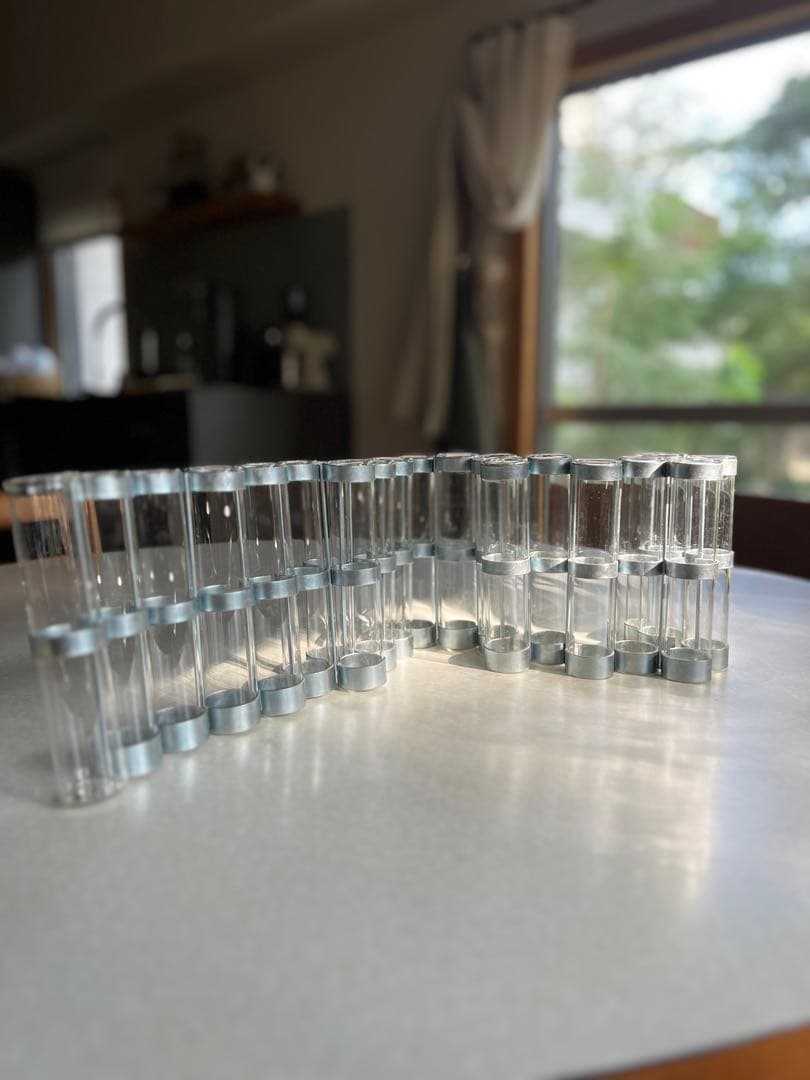 ツェツェ　アソシエ　名品　四月の花器M