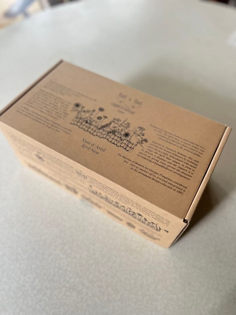 ツェツェ　アソシエ　名品　四月の花器M