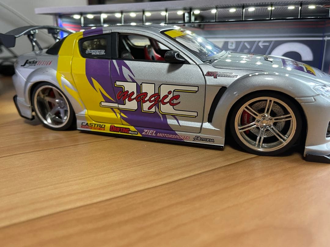 ホビー ・模型車・バイク レーシングカー レーサーマツダジャダrx118