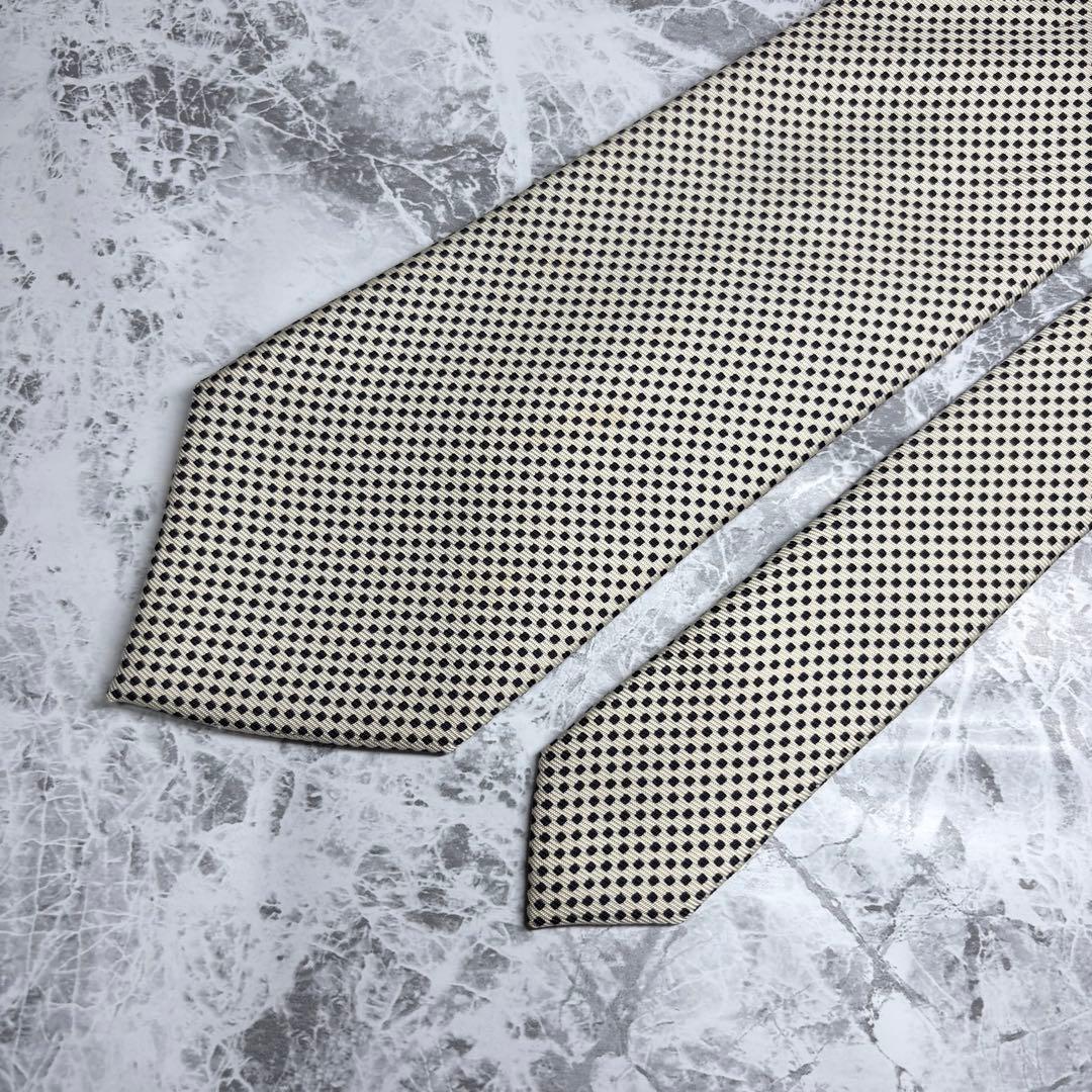 ✨未使用級✨ PRADA プラダ 小紋柄 シルク ホワイト 箱付き ネクタイ