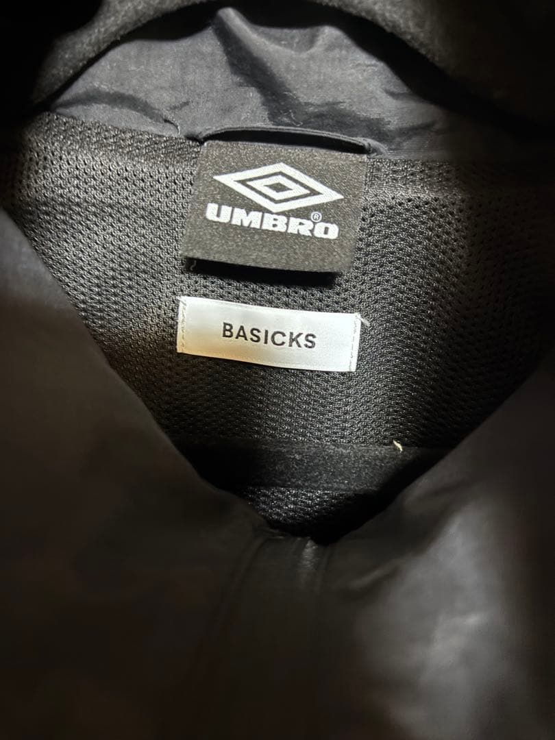 BASICKS X UMBRO NYLON TRACK SETUP Mサイズ