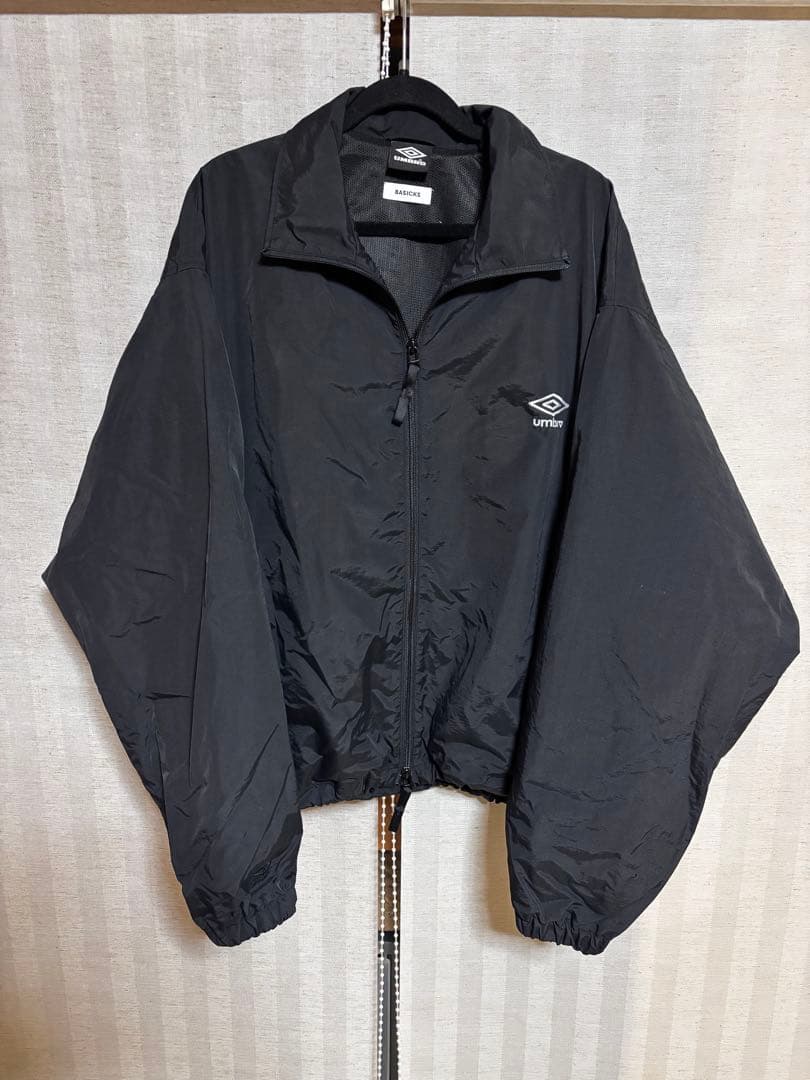 BASICKS X UMBRO NYLON TRACK SETUP Mサイズ
