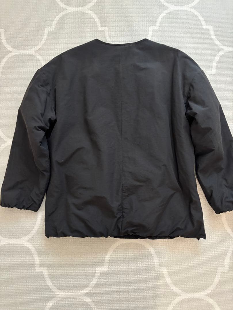 「ふんわり軽くてあったかい」洗えるショート丈コート（中綿入り）　ブラック