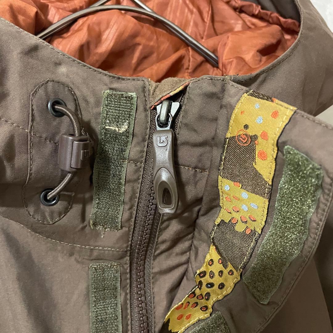 Burtonバートンスキーウェアスノーボードジャケットパーカー茶色ブラウンカモ柄