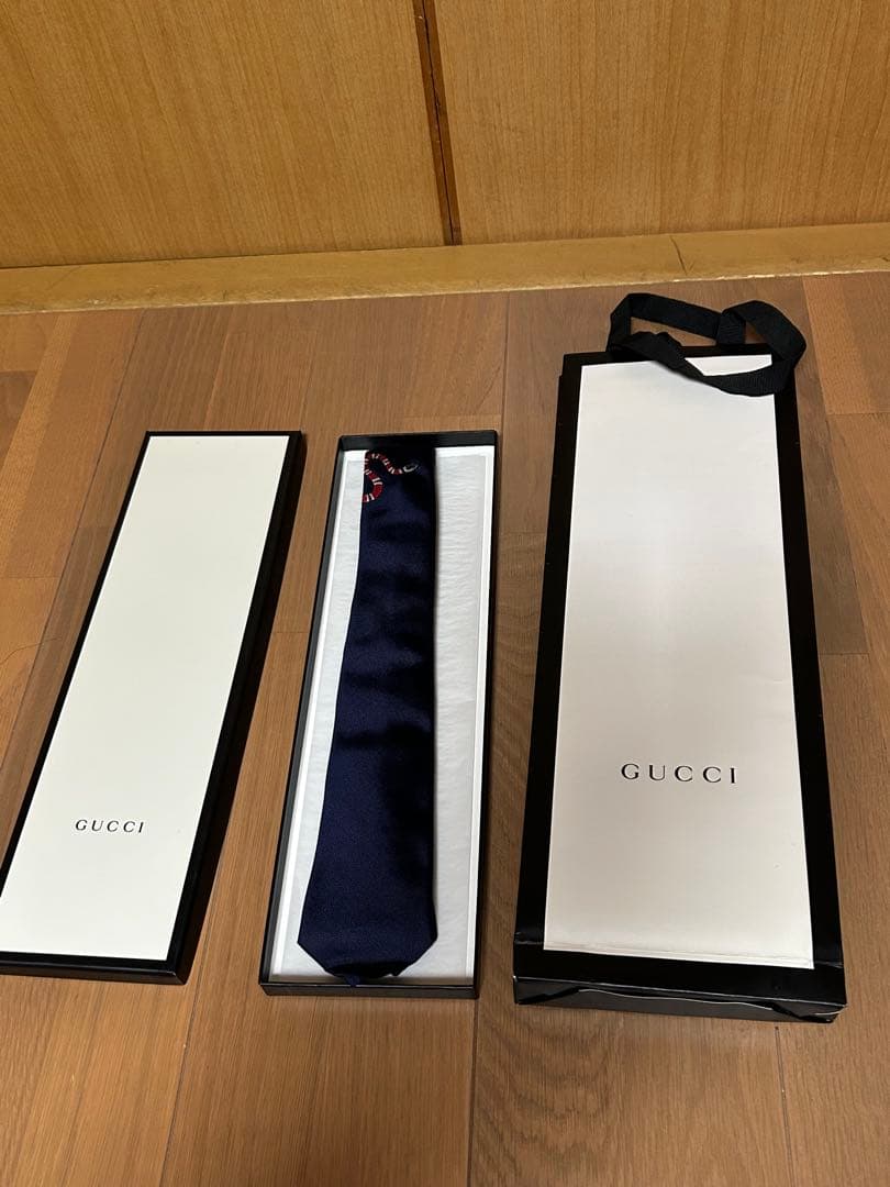 GUCCI グッチ ネクタイ ネイビー スネーク刺繍 新品未使用