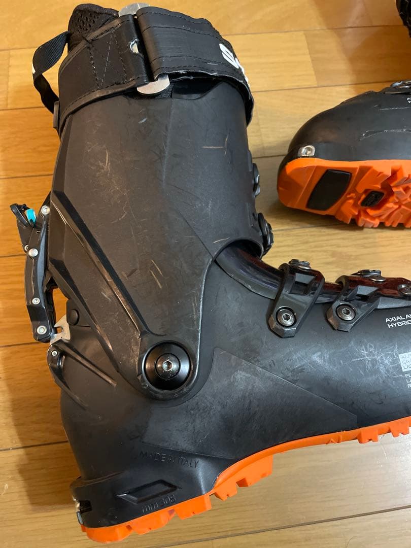 SCARPA QUATRO SLスカルパスキーブーツ　中古品