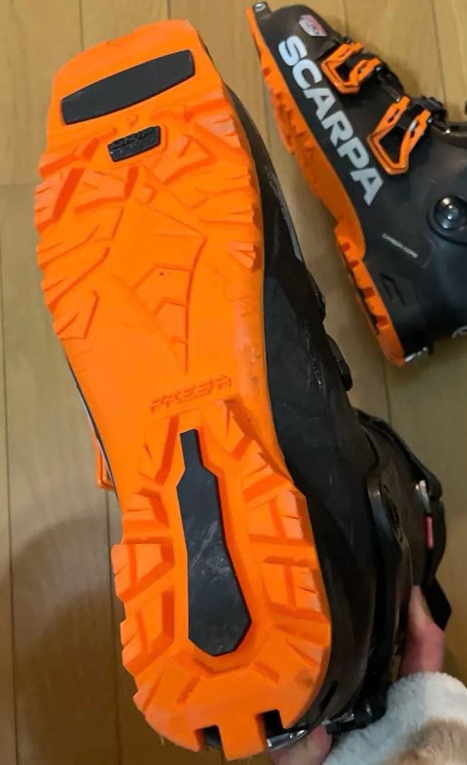 SCARPA QUATRO SLスカルパスキーブーツ　中古品