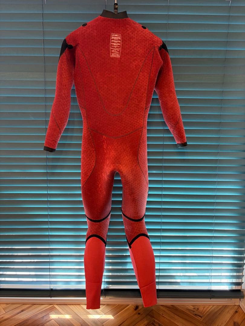 セミドライ　5✖️4✖️3ミリ　O’NEILl PSYCHO Z.E.N. ZIP