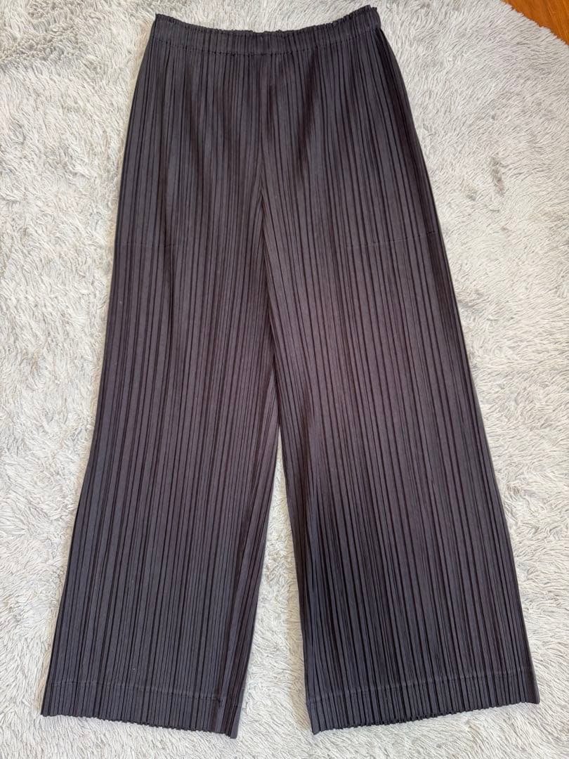 PLEATS PLEASE プリーツパンツ ダークグレー