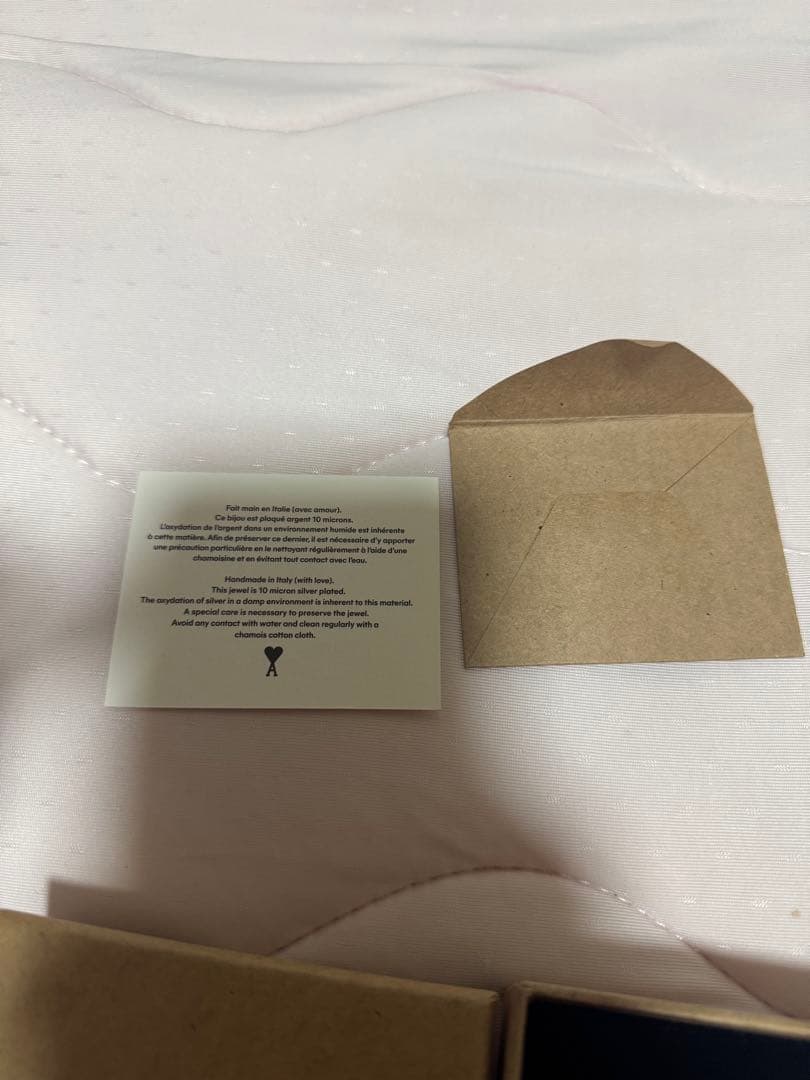 AMI PARIS シルバーピアス